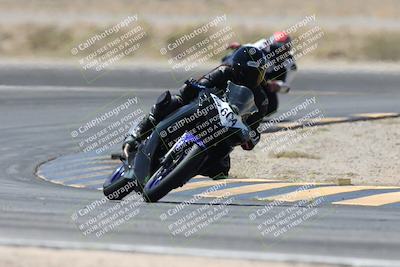 media/Apr-20-2025-CVMA (Sun) [[39090e8767]]/Race 11-500-350 Supersport (Holeshot)/